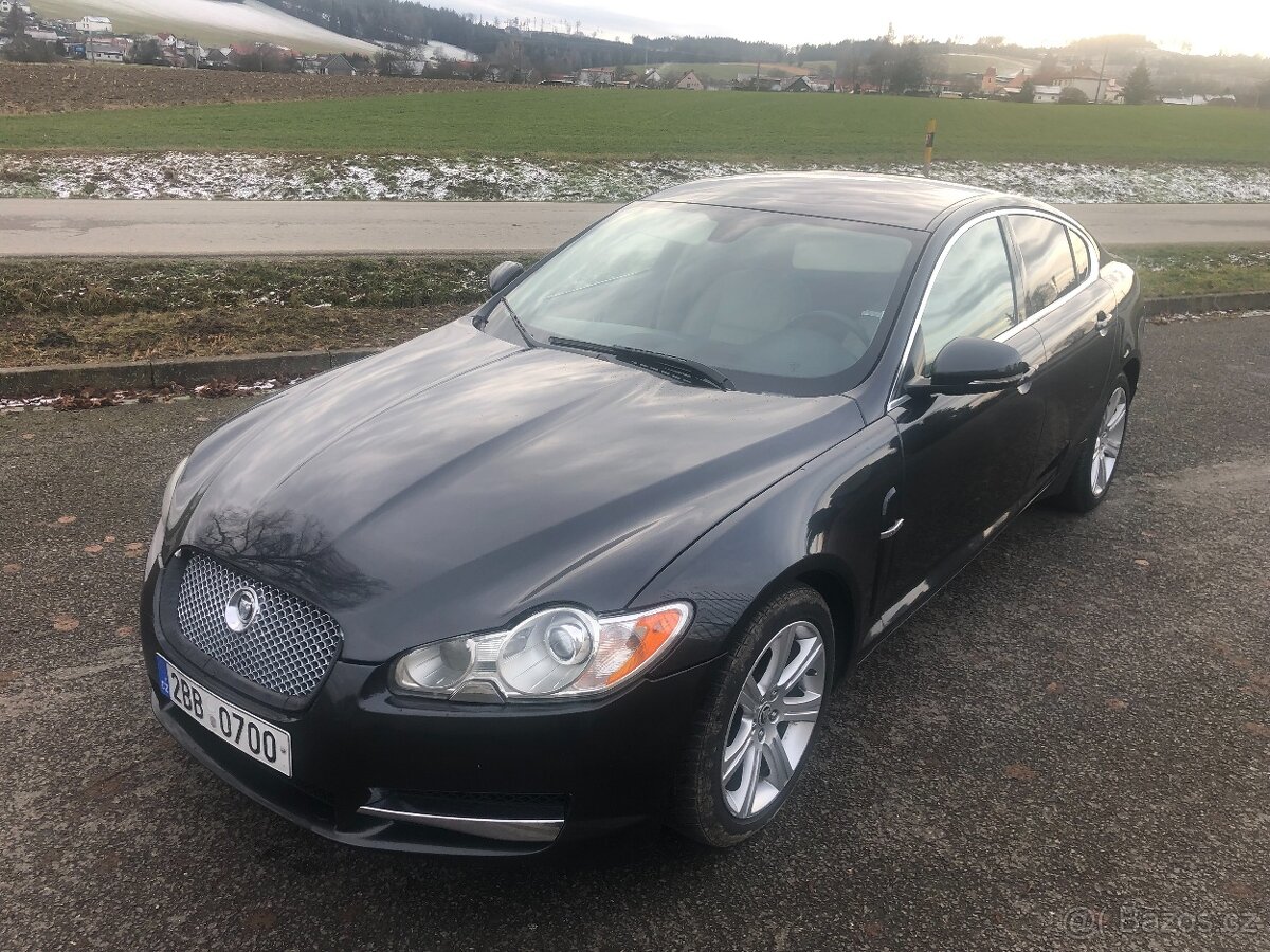 Jaguar XF 3.0 TDV6 2011 155kW