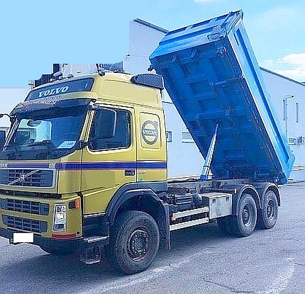 6x6 sklápěč 34t Volvo spaní automat