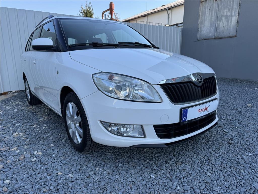 Škoda Fabia 1,6 TDI,Elegance,původ ČR