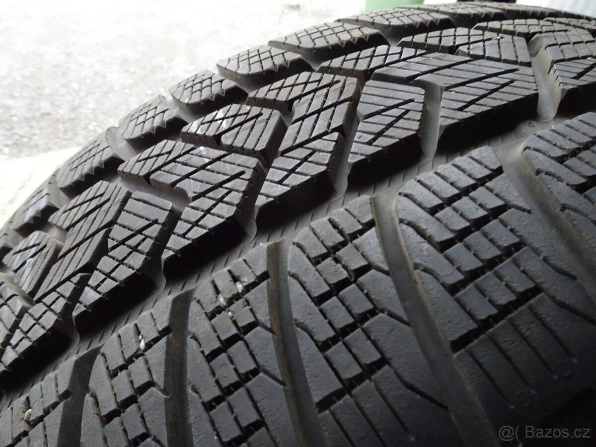 Zimní pneu Pirelli Scorpion Winter - 235/55R19+255/50R19