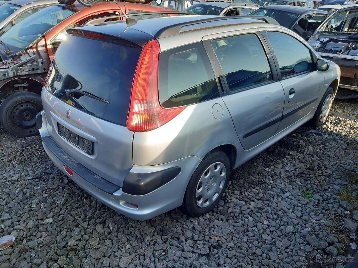 Peugeot 206 SW 2003 1,4i 55kW KFW-  DILY z AUTA