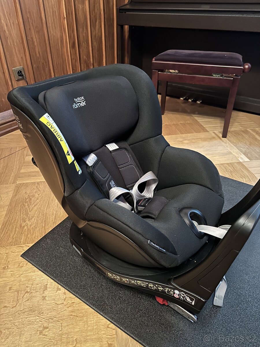 Britax Romer Dualfix M i-Size