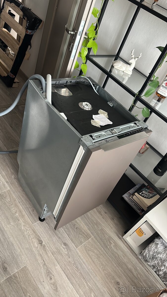 myčka Electrolux ESL4300LA