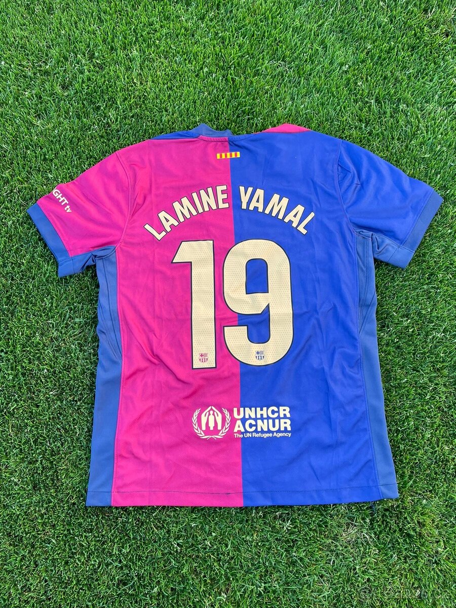 Lamine Yamal Barcelona 2024/25