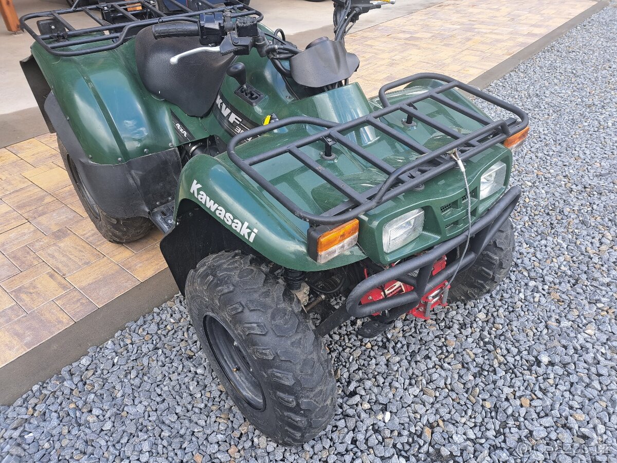 Čtyřkolka Kawasaki KVF 360 4x4 -