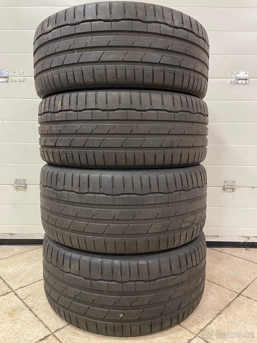 Hankook Ventus S1EVO 2x275/35 R20 a 2x245/20 R20 4Ks letní