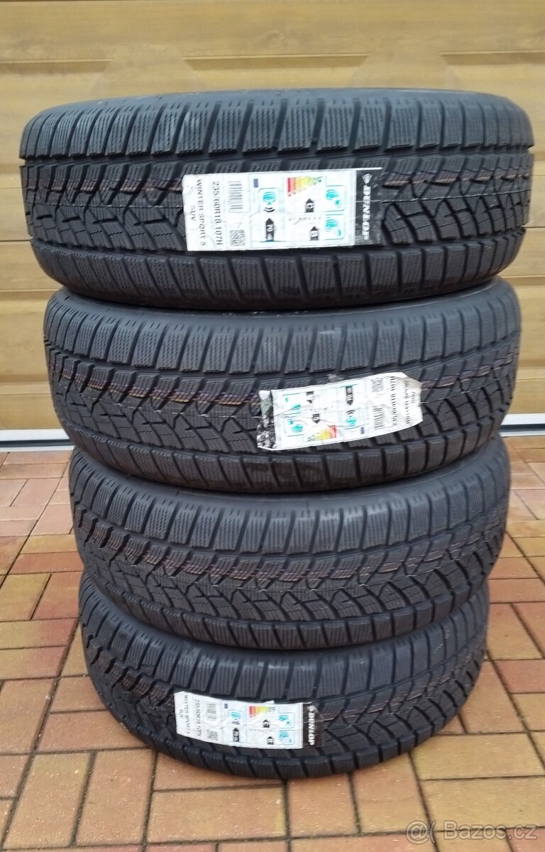 NOVÉ zimní pneumatiky DUNLOP rozměr 235/60 R18 107H