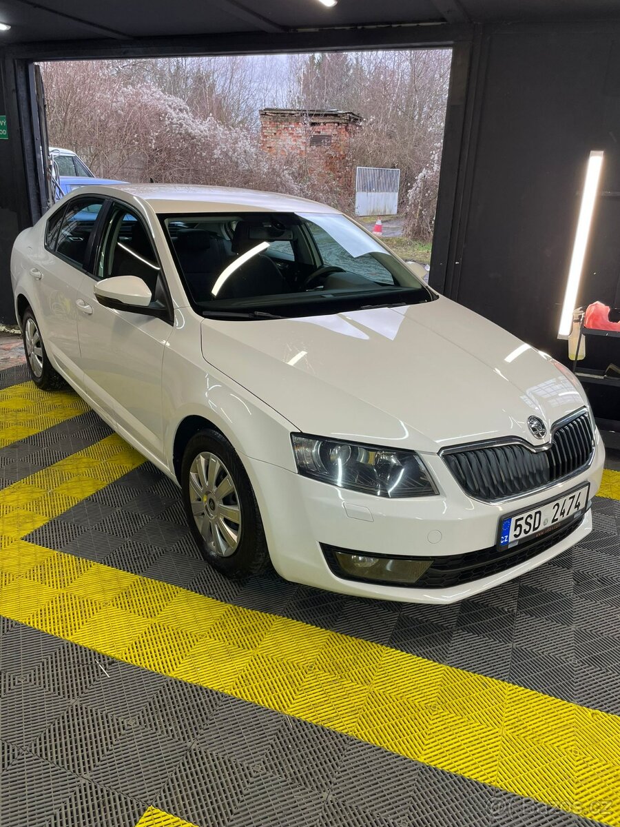 Škoda Octavia 3 TDi 105 koní 2015 pěkná, 2xkola, ČR
