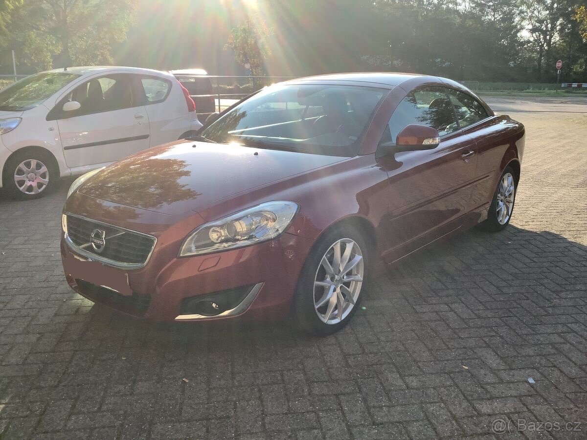 Volvo C70 2.0 D4 Summum 5 válec MANUÁL