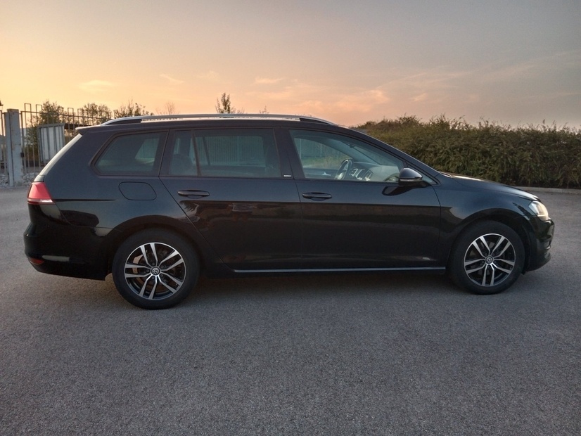 VW Golf Variant 1.6 TDi - TAŽNÉ - VÝBAVA MATCH - 2017