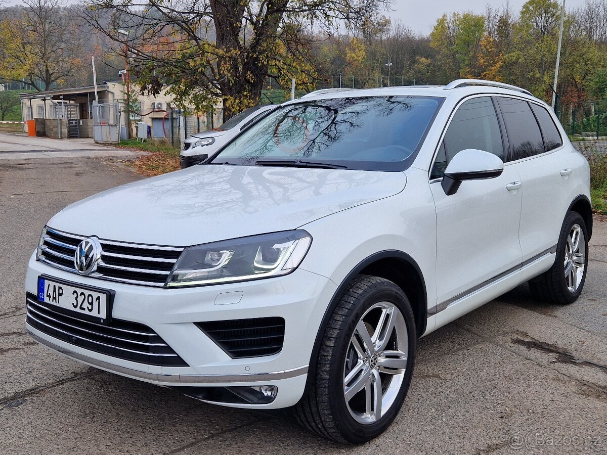 Volkswagen Touareg, 3,0TDi Exclusive TOP STAV rok 2015