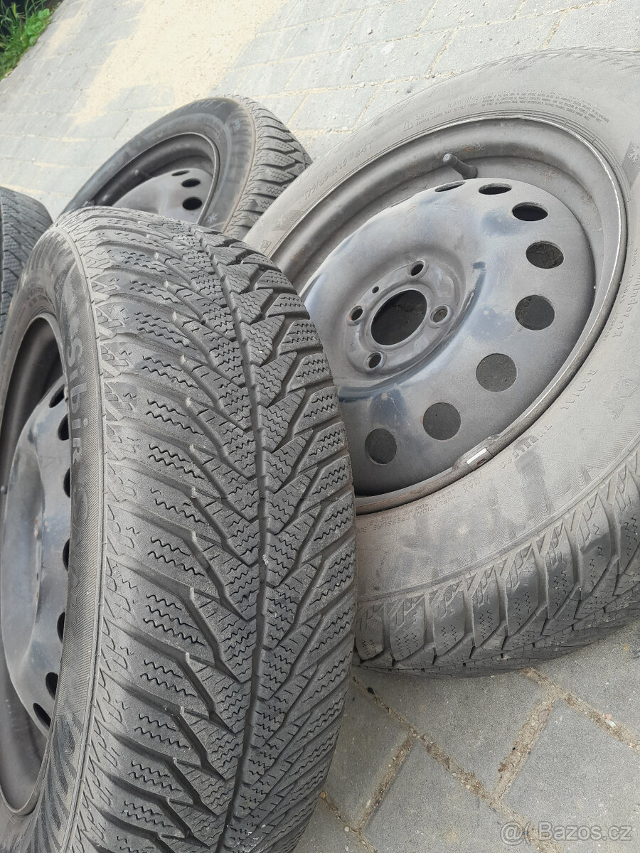 Nissan Micra K12 , 175/65 R 15 84T