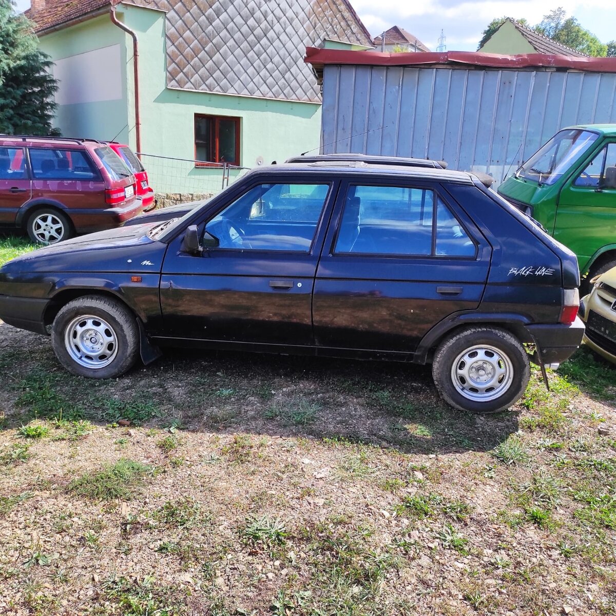 Škoda favorit blackline