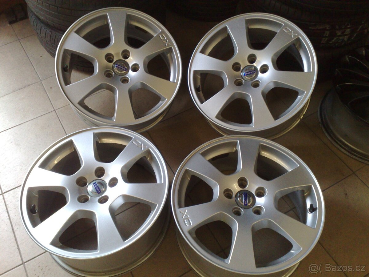 alu kola 5x108 r17 original volvo