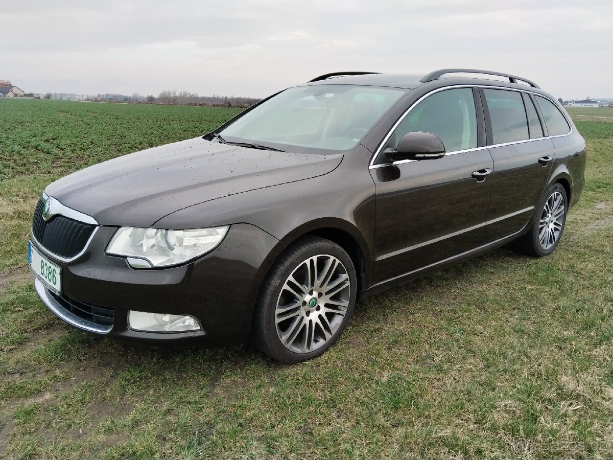 Škoda Superb combi 2,2,0tdi,103kw,2012,dsg automat,