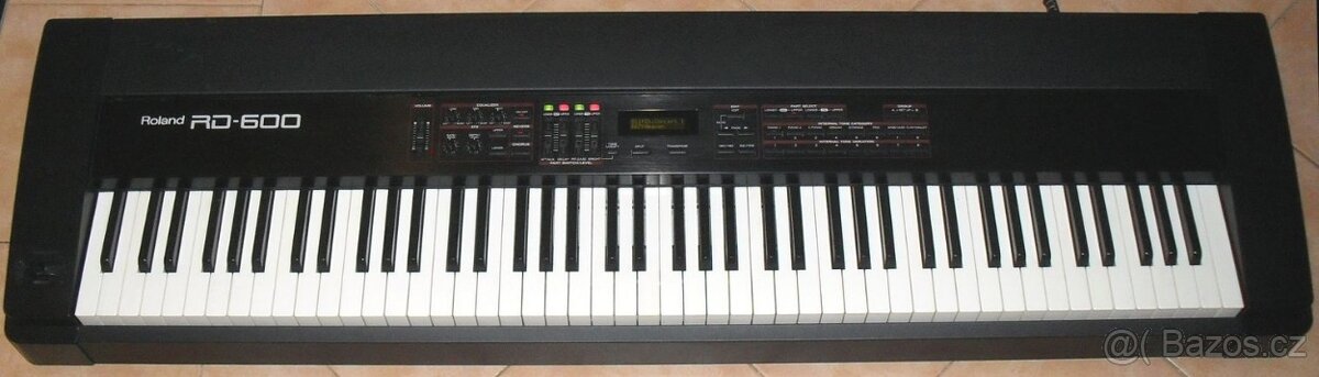 Stage piano Roland RD 600