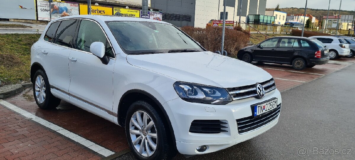 Predam VW Touareg 4,2tdi,r.v.2012