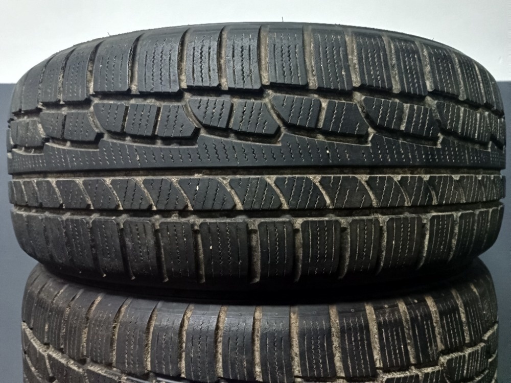 235/60 R17 NOKIAN (3912)