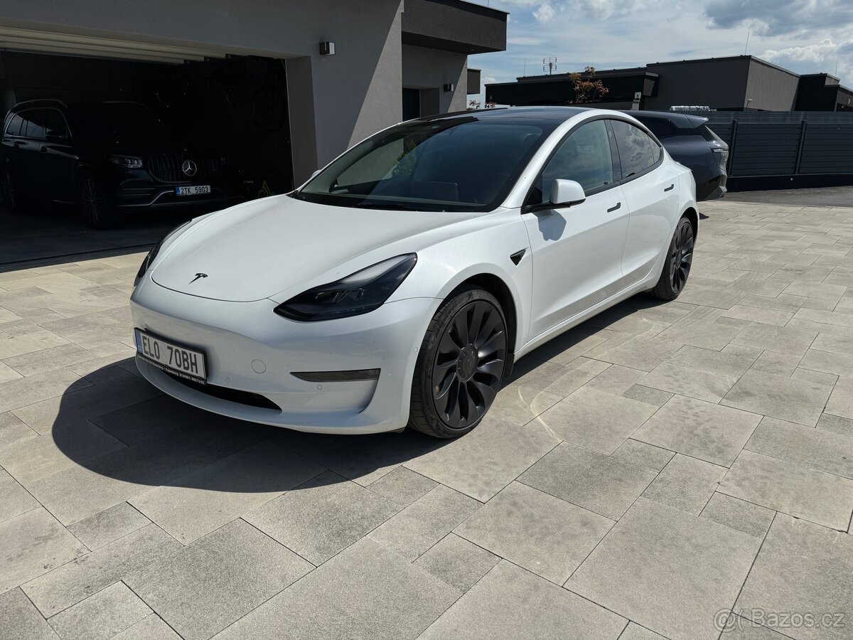 Tesla model 3 performance