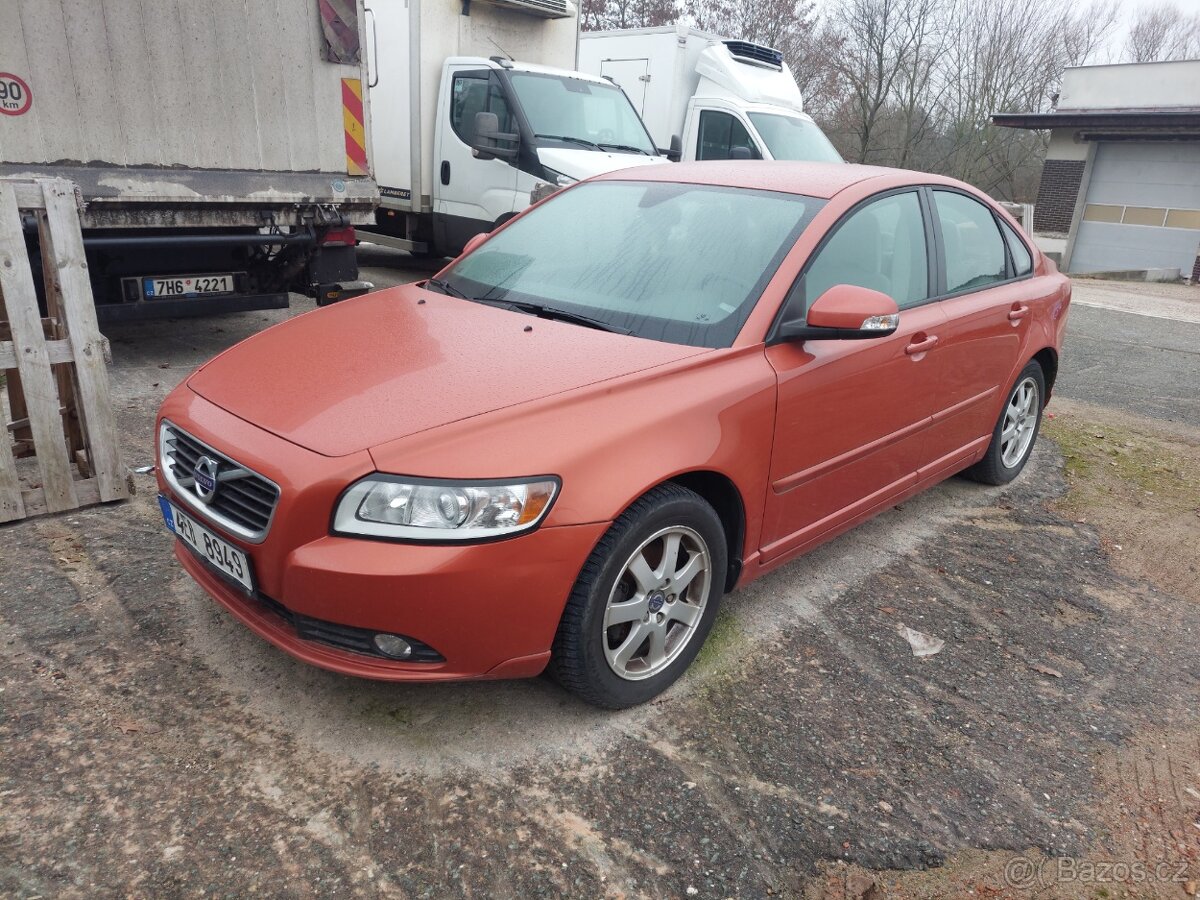 Volvo V 50 2.0 benzín