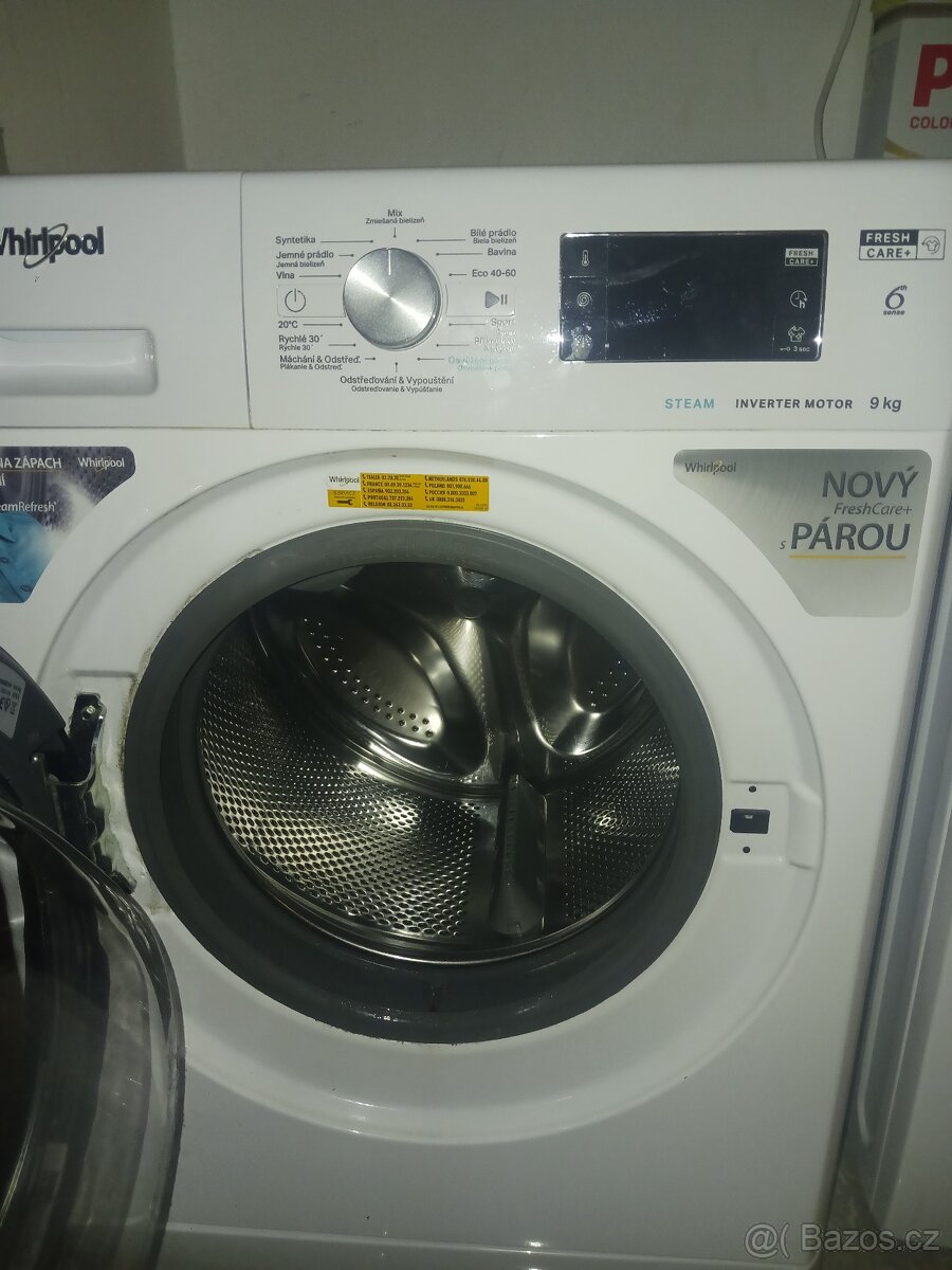 Whirlpool 9kg parni pracka