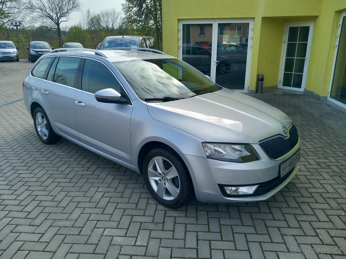 Škoda Octavia 1.2TSi 1.MAJ r.2014 NAVI VYHŘ.SEDADLA