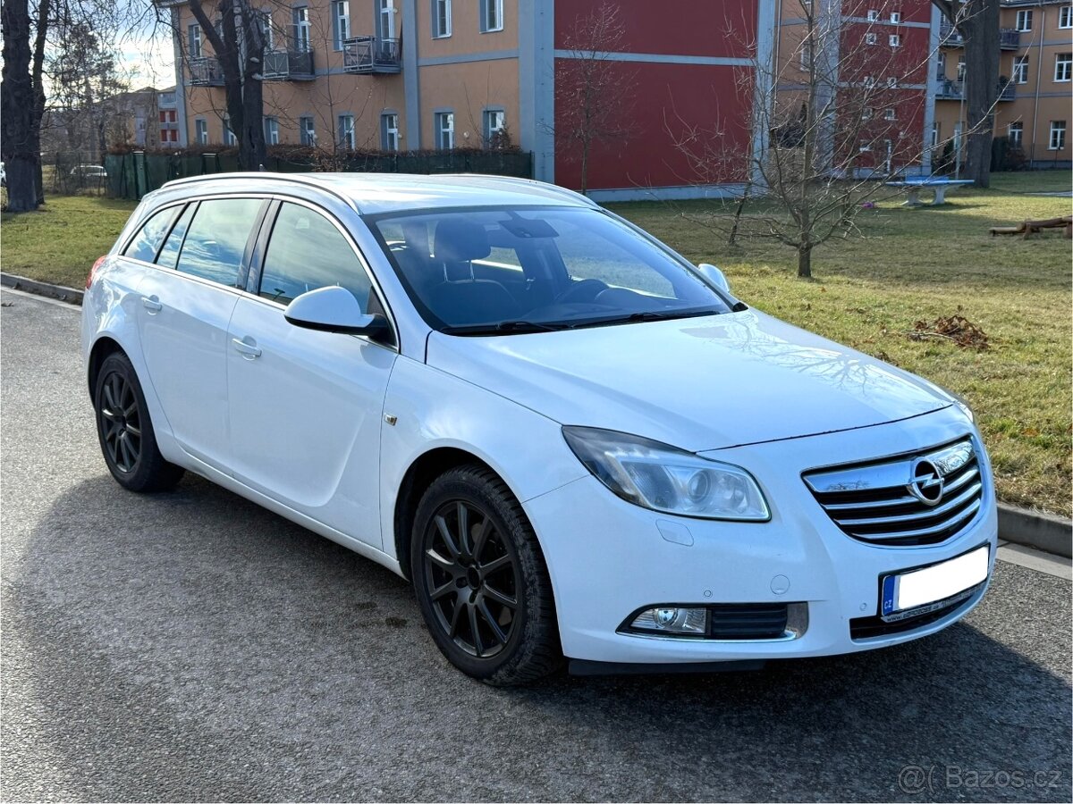 Opel Insignia 2.0 CDTI Sports (118kW) Automat 2x Klíč STK