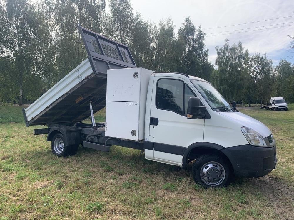 Iveco Daily 35C13 5t podvozek + uložák