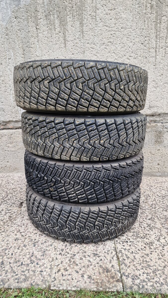 Pirelli Scorpion 185/70R15 K4 (Měkká / Soft)