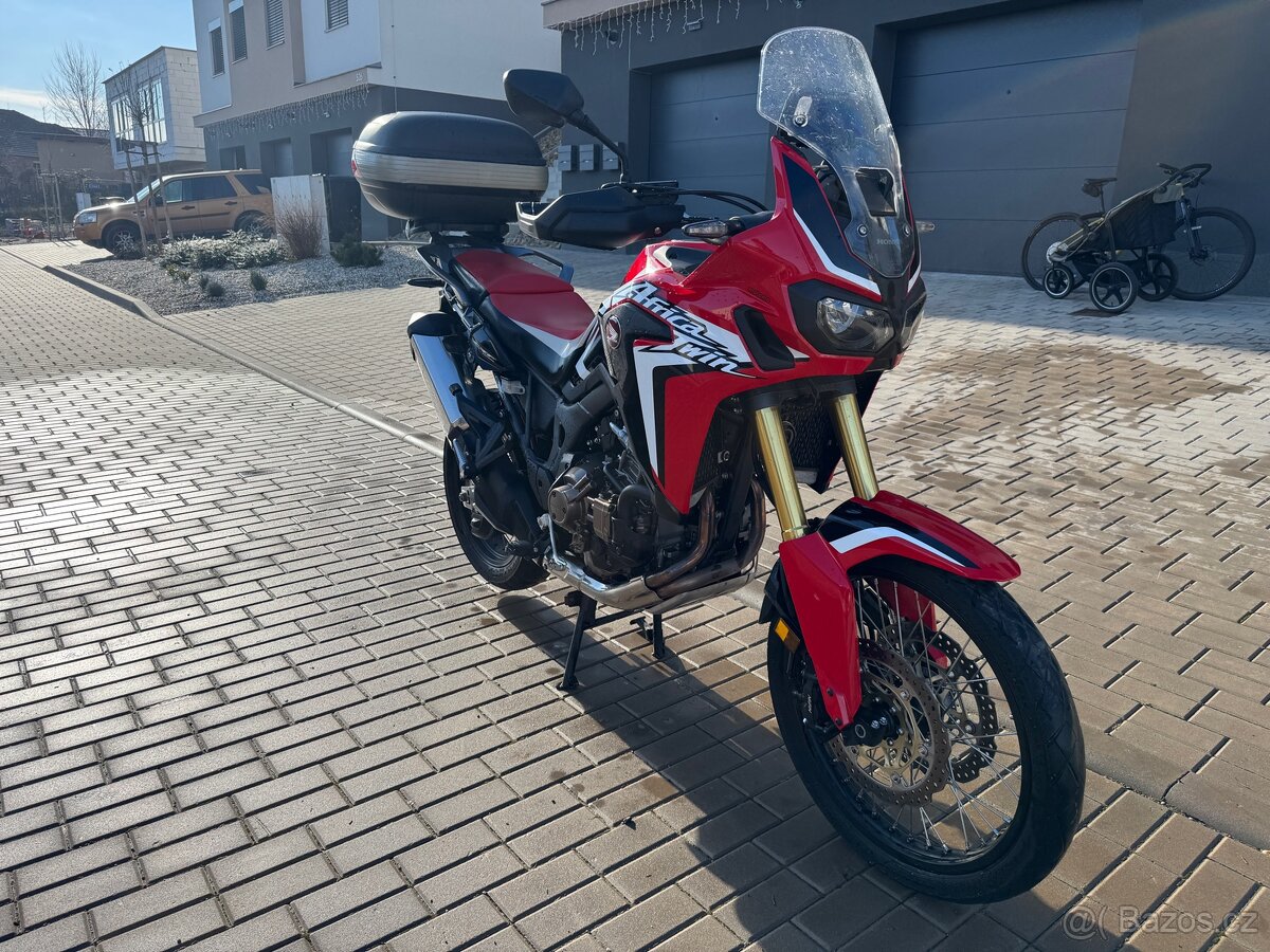 Prodám Honda CRF1000L Africa Twin (2016)TOP stav,15 000 km