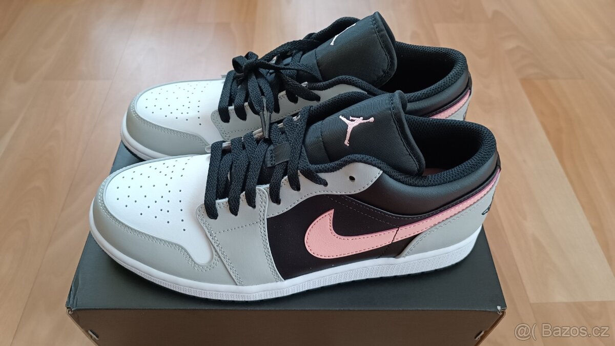 Nike Jordan 1 Low Black Grey Pink