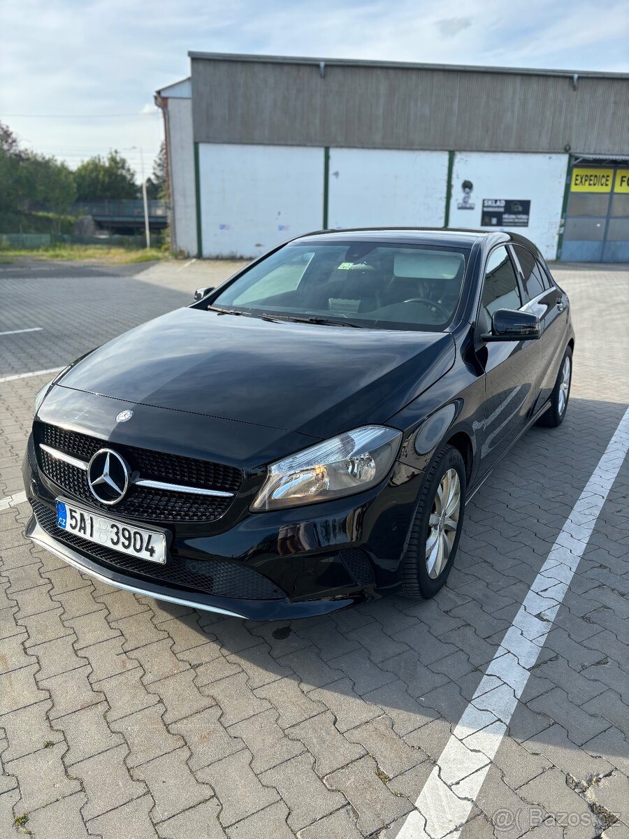 Mercedes-Benz A 180d , 2016