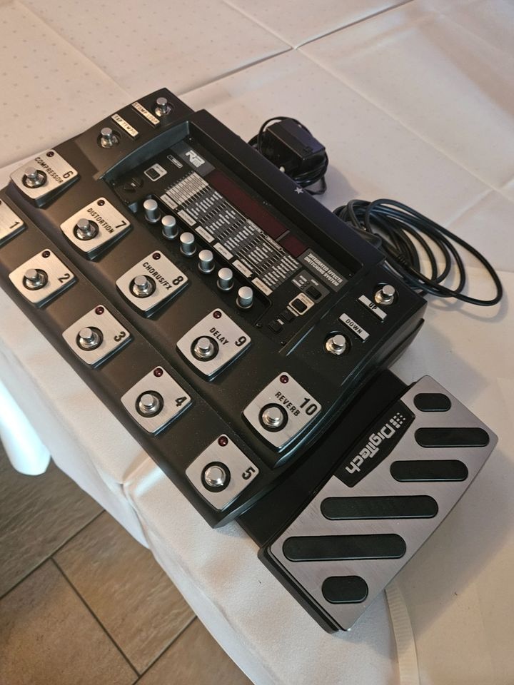 Digitech RP 1000 jak nový