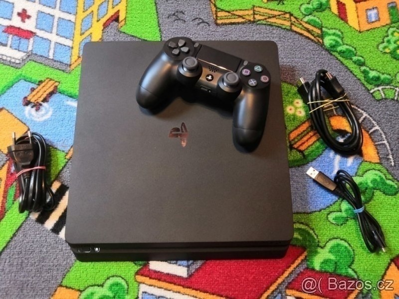 Playstation 4 - Slim