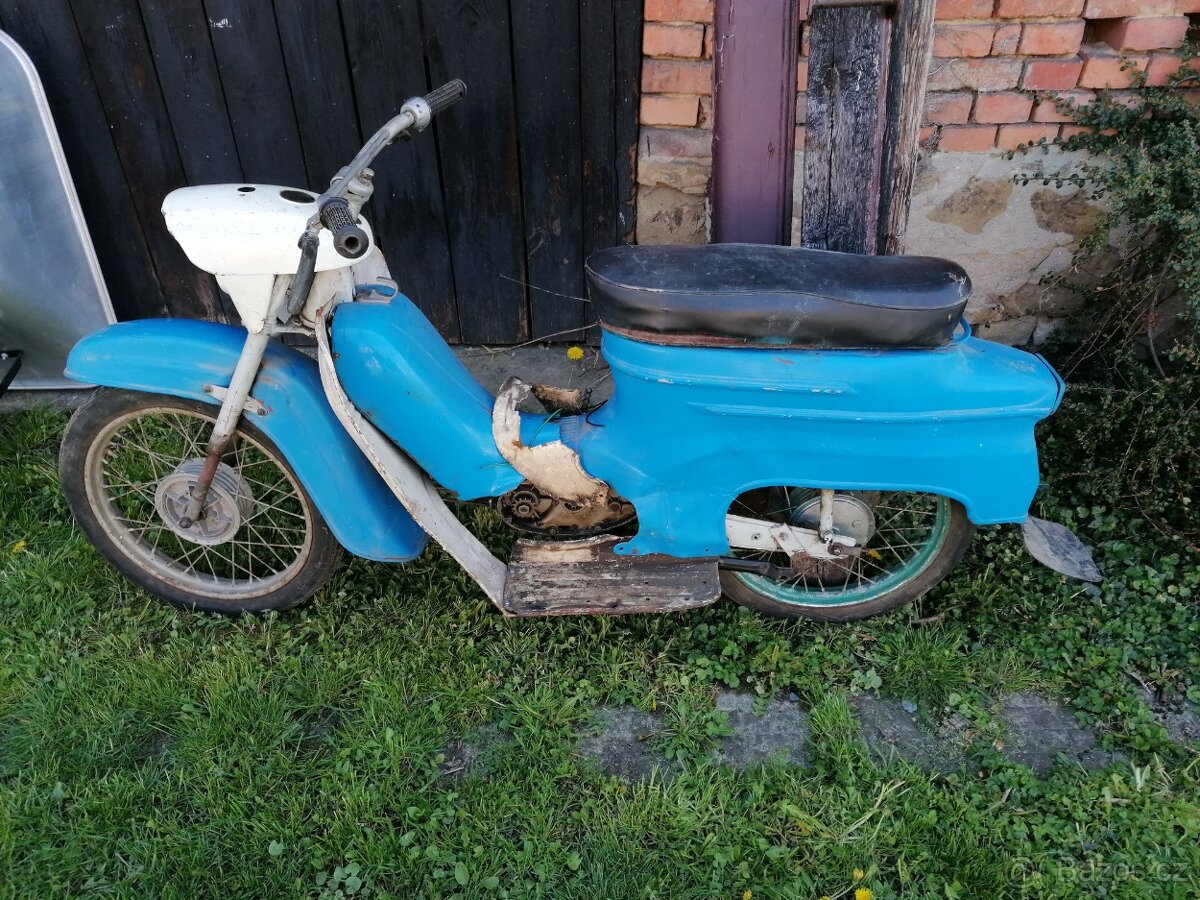 Jawa pionýr 05