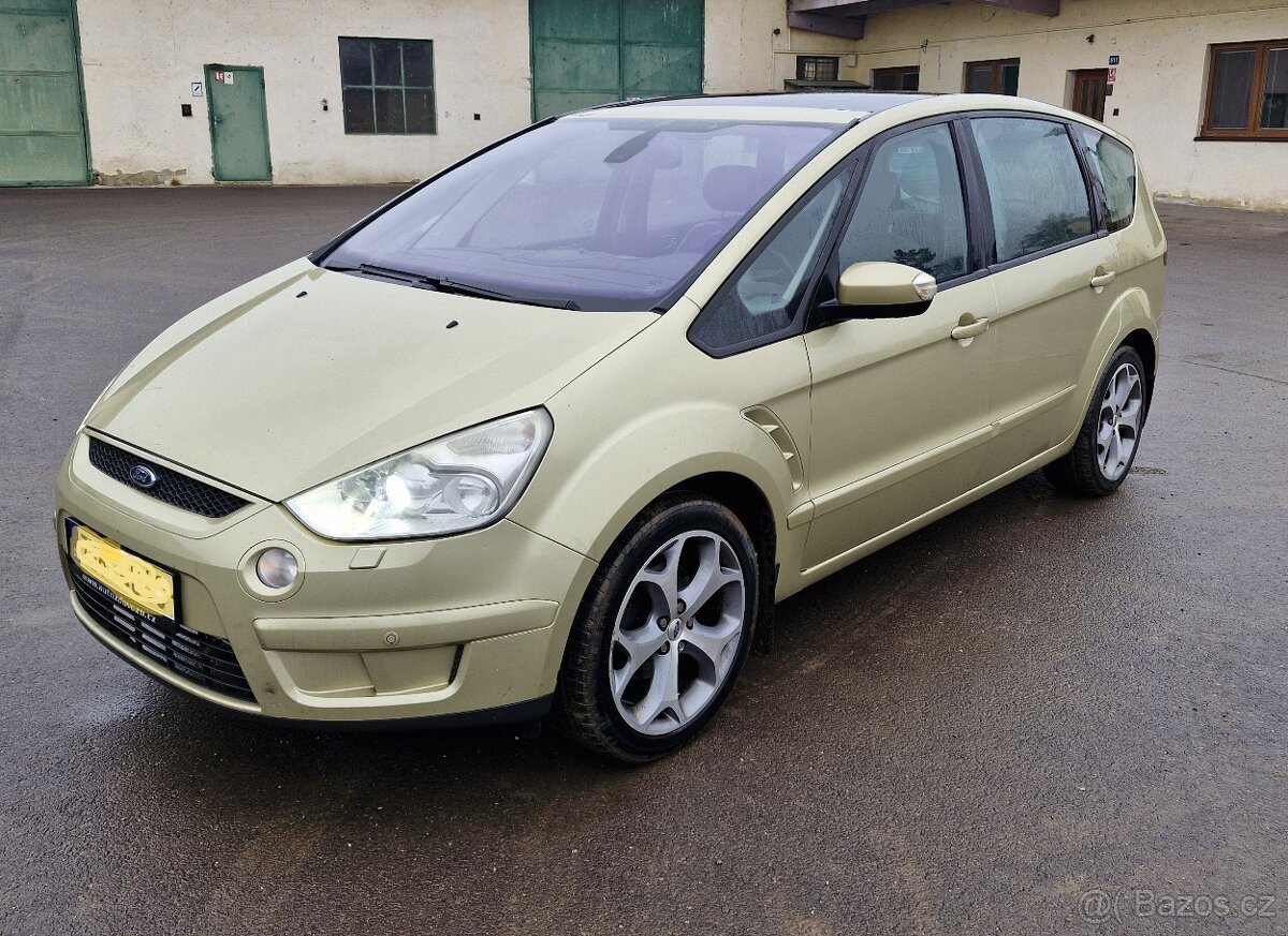 Ford S-Max 2,0 TDCi, 103 Kw, Plná výbava, Panorama