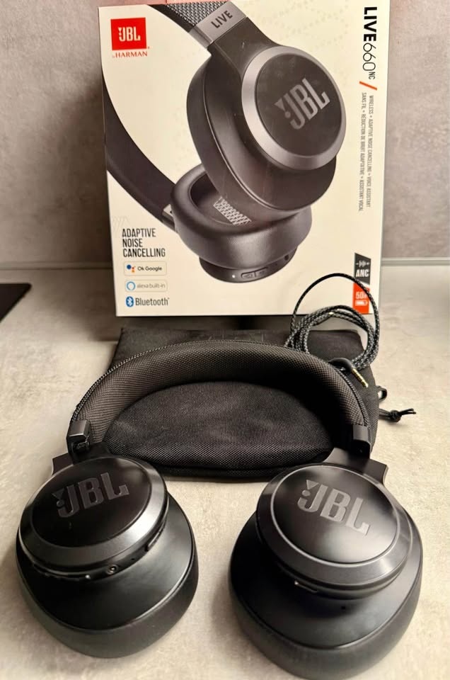 JBL Live 660NC