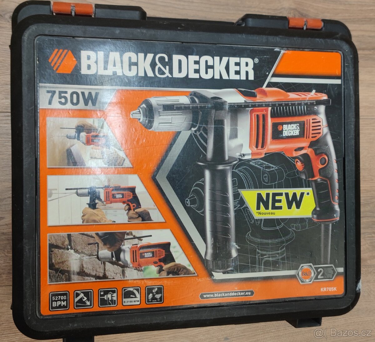 Příklepová vrtačka Black & Decker 750 W