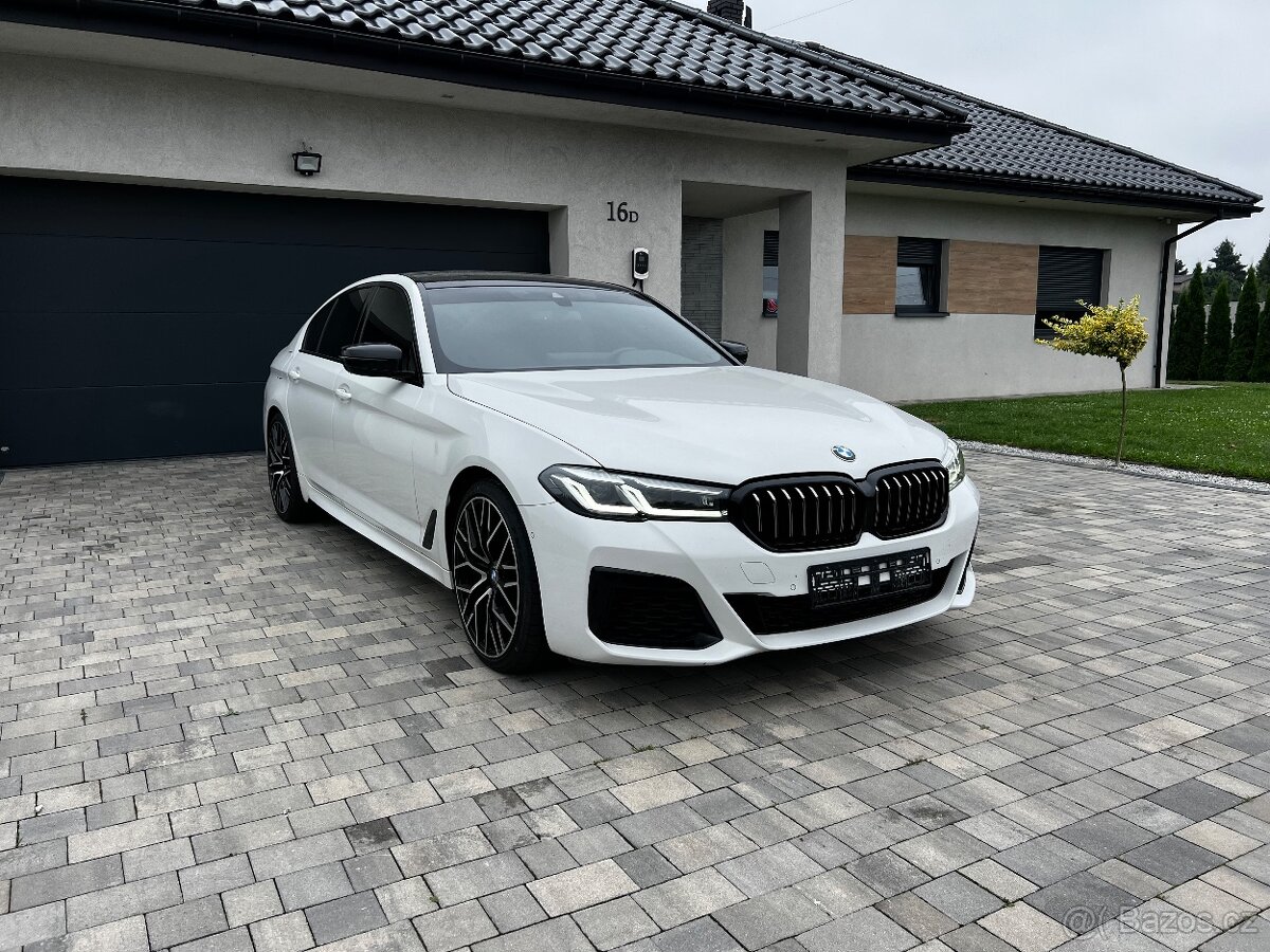 BMW M550i G30 2022 LCI LIFT xDrive