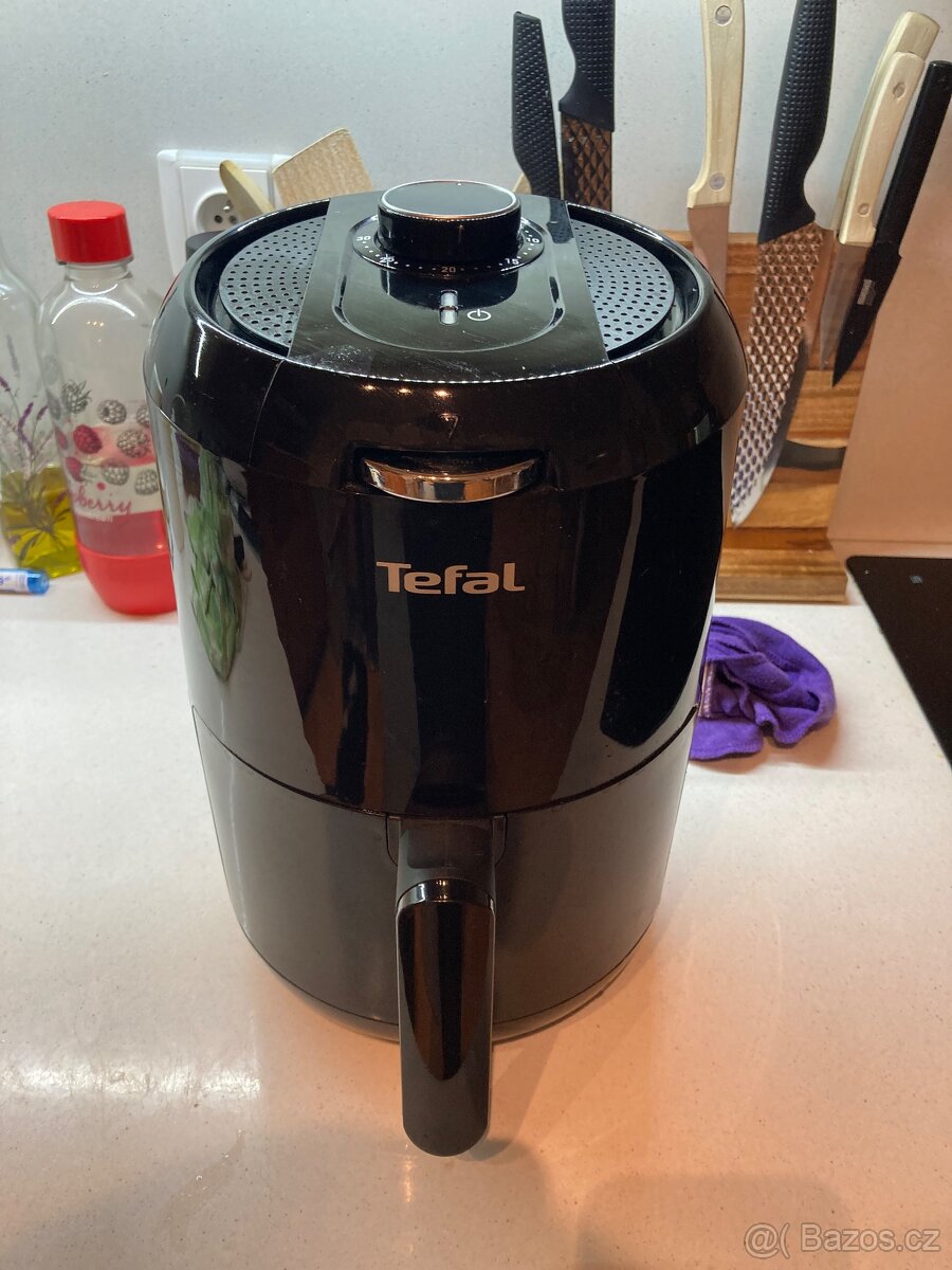 Horkovzdušná fritéza Tefal