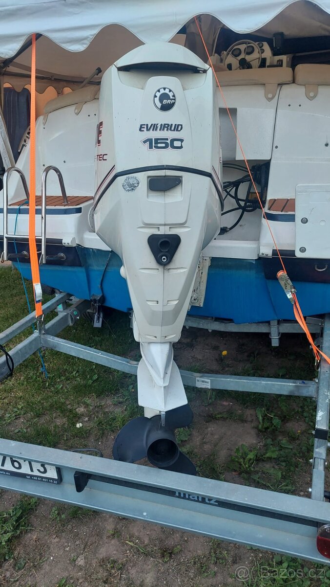 Prodám motor Evinrude Etec 150 HP