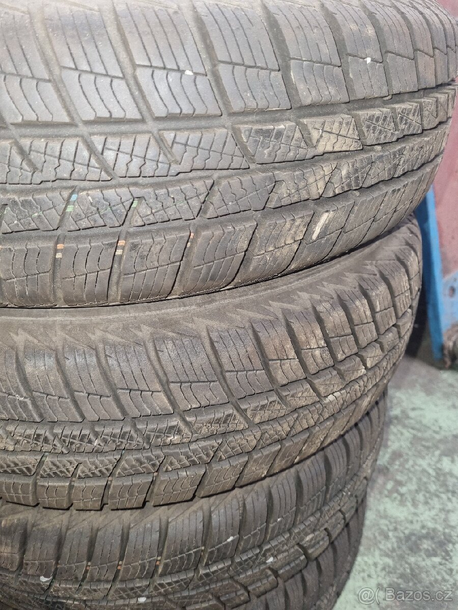 Prodám pneumatiky 155/70 R13