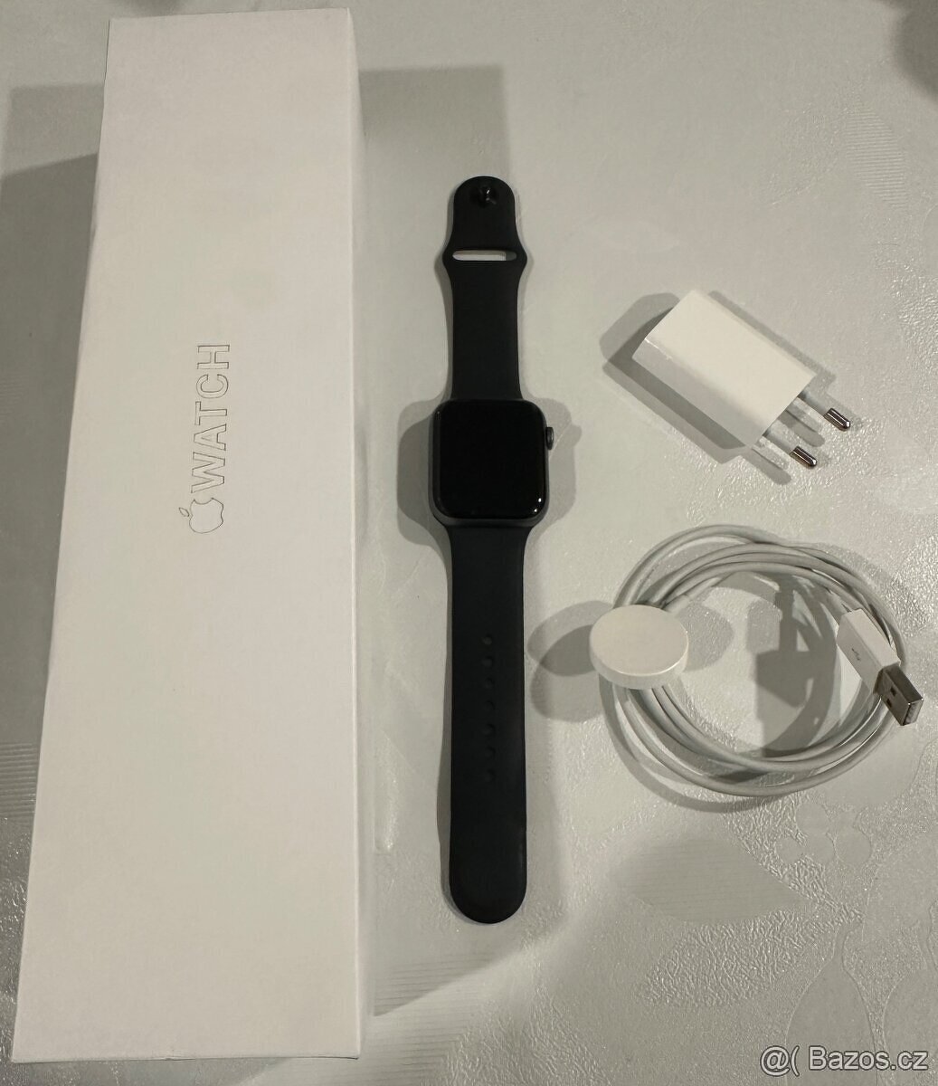 Apple Watch series 4, 44 mm