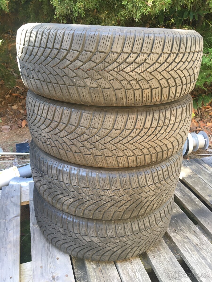 Zimní pneumatiky Bridgestone 205/60R16 92 H