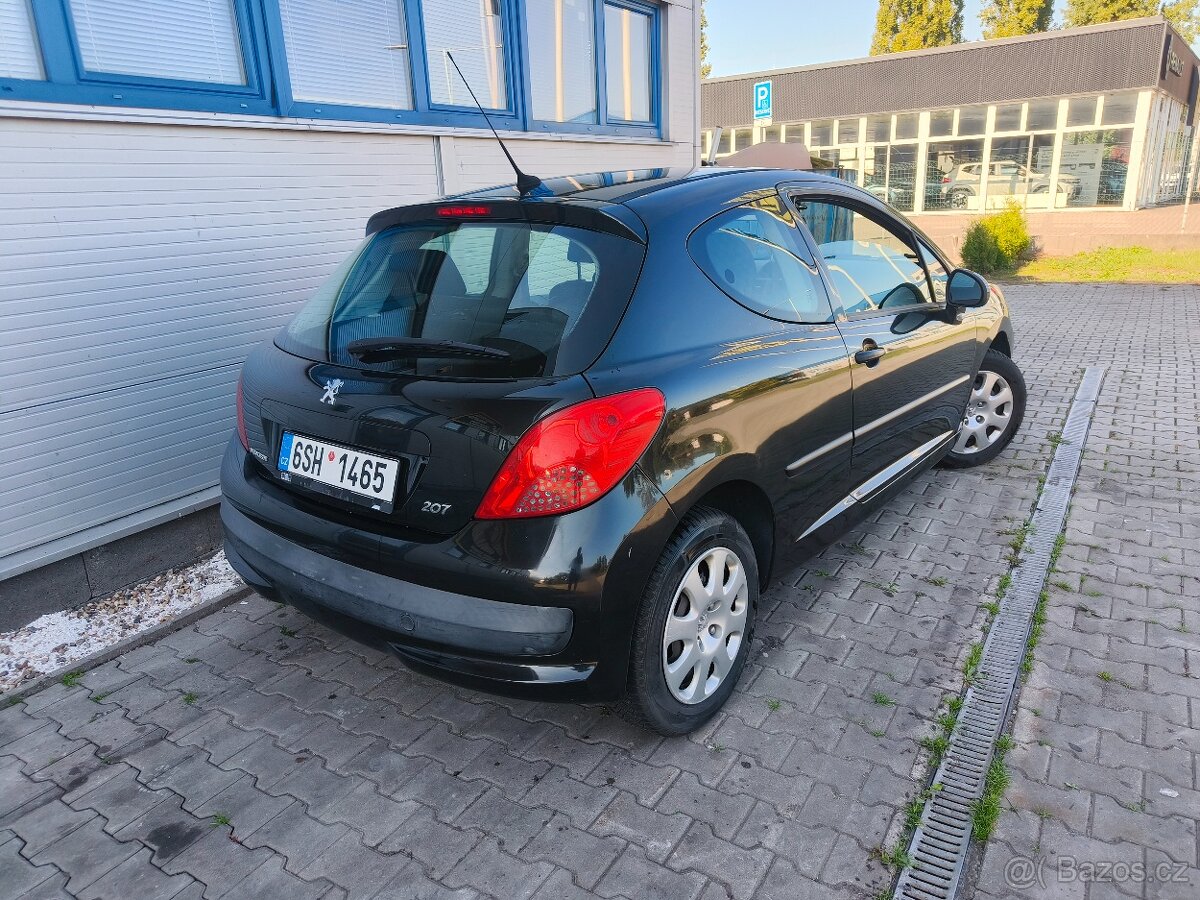 Peugeot 207 1.4 63000km KLIMATIZACE