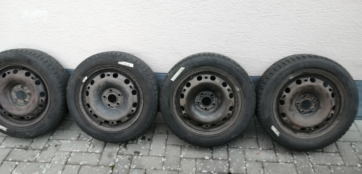 Kompletní sada kol Hankook Winter icept 195/55 R15