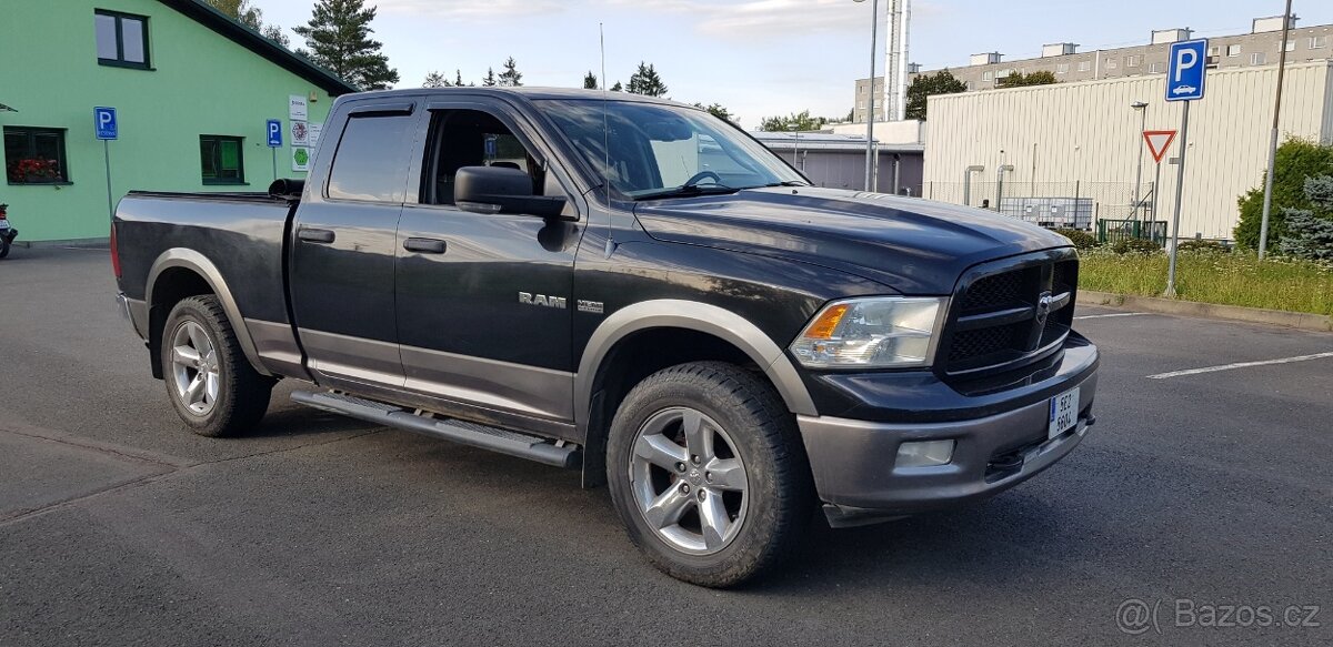 DODGE RAM 1500 5.7 HEMI, rok 2010, Crew Cab, LPG