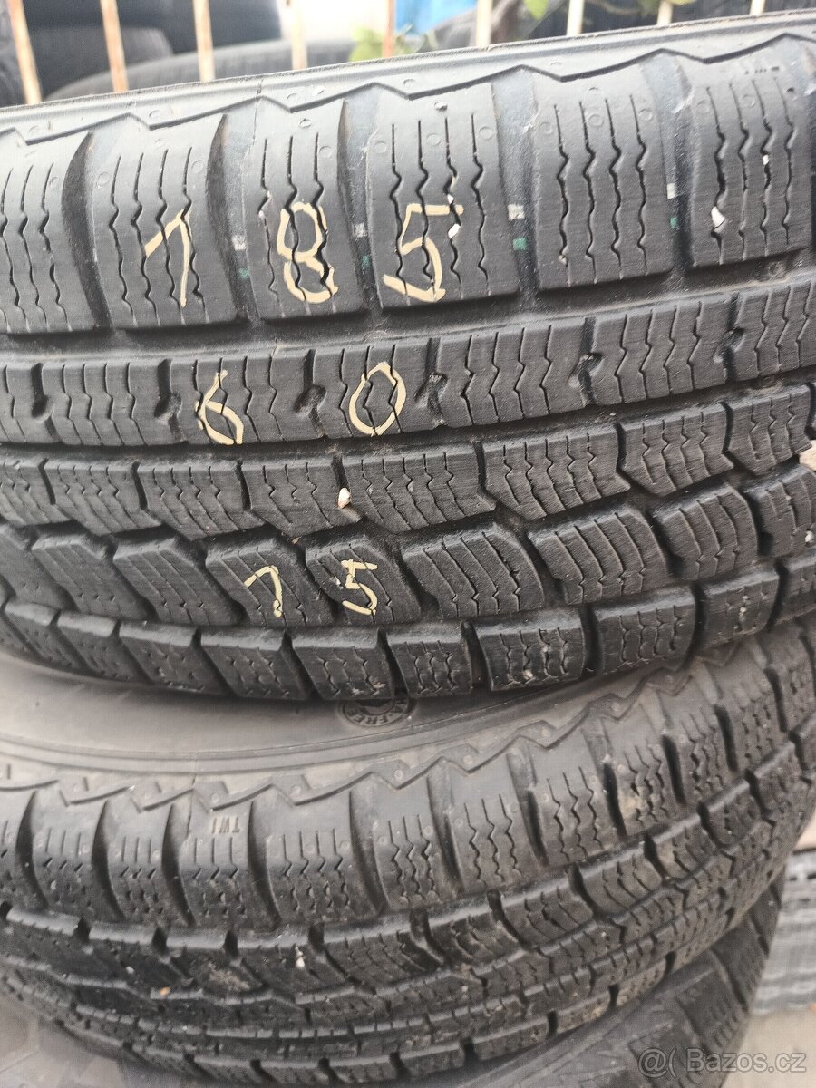 Zimní 185/60R15