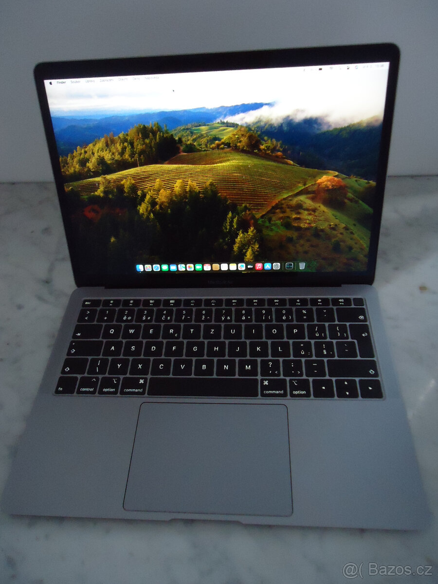 Macbook Air 13 Space gray 2018