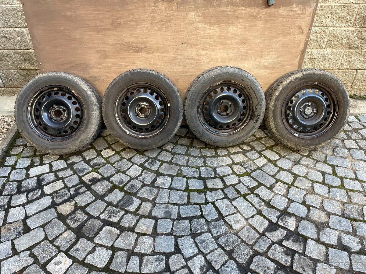 Kola Opel 185/65R15 zimní